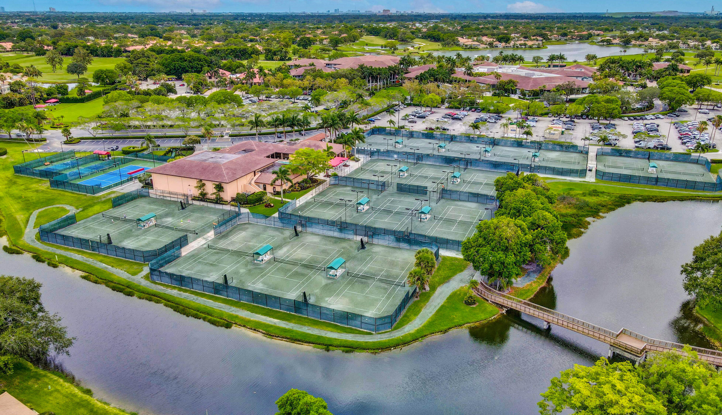 PGA RESORT COMMUNITY 1 - Residential