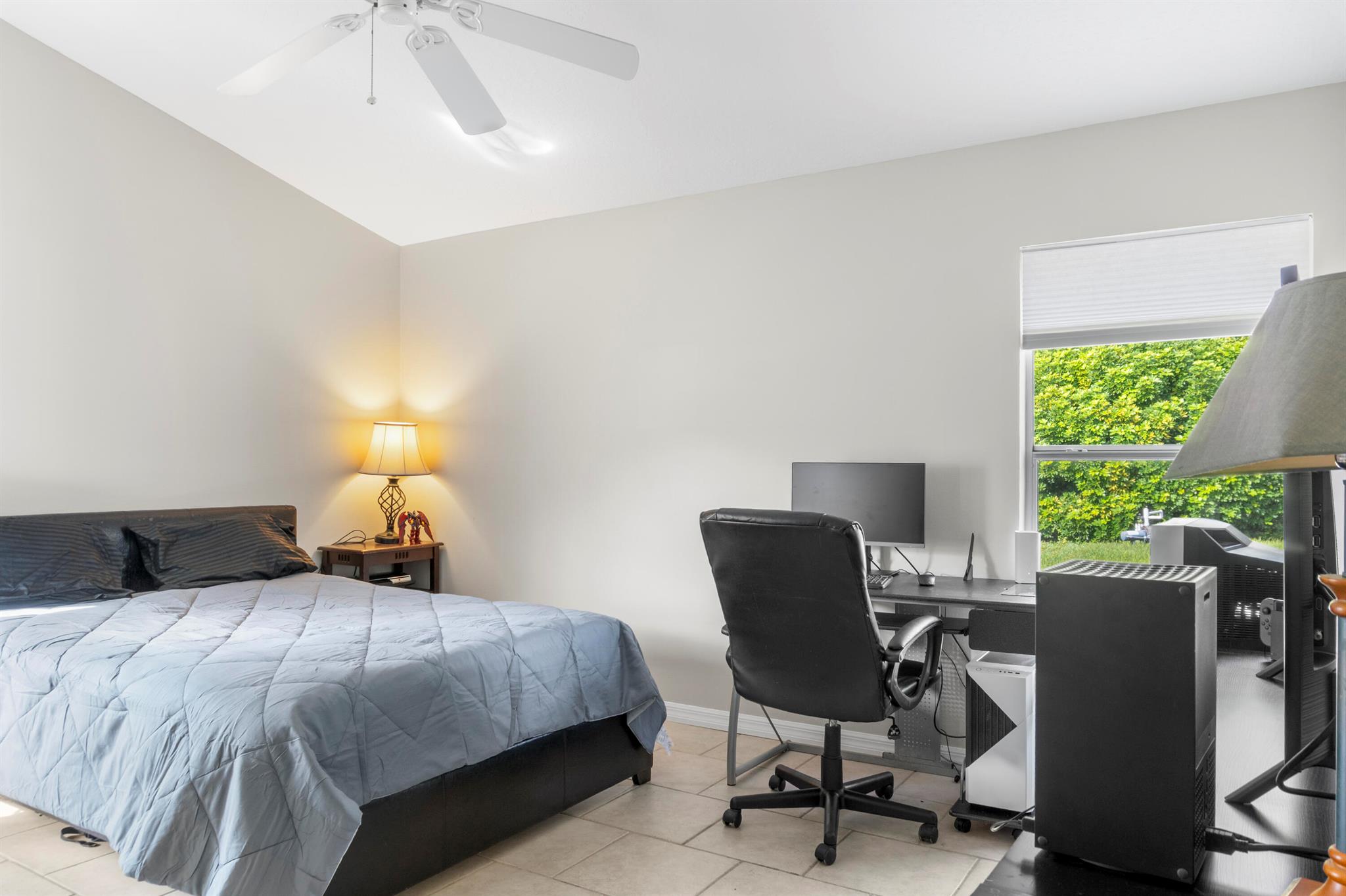 SEBASTIAN HIGHLANDS UNIT - Residential