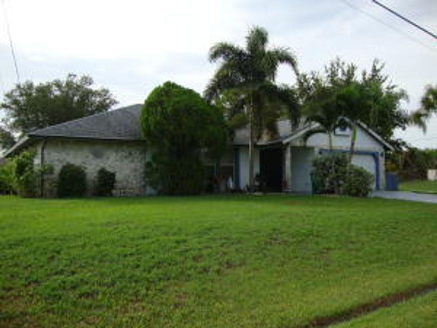 LOOKING FOR A HOME WITH A GROWING FAMILY?  THIS CORNER LOT HOME OFFERS 4/3/2 CAR GARAGE AND SCREENED POOL. FORMAL LIVING,DINING.FAMILY ROOM WITH NEW WOOD FLOOR.LAUNDRY ROOM HAS NEW TILES AND FRESHLY PAINTED.KITCHEN HAS STAINLESS STEEL APPLIANCES,NEW GRANITE COUNTERTOPS.BREAKFAST BAR FOR AT LEAST 5-6 STOOLS. PANTRY,CLOSET.BIG WET BAR IN LIVING ROOM AREA.MASTER BEDROOM HAS 3 CLOSETS,MASTER BATH HAS JET TUB AND A HUGE SHOWER.CENTRAL VAC. NEW HOT WATER TANK. YOU HAVE 2 SLIDERS THAT LEADS OUT TO THE POOL AREA. CABANA BATH.SCREENED POOL WITH CHILD SAFE GATE.CLEAR HURRICANE SHUTTERS,FRONT DOOR IS HURRICANE PROOF.CLOSE TO NEW TRADITION HOSPITAL, RESTAURANTS, SHOPPING,WAL-MART,SAM'S,HOME DEPOT. I-95 GREAT FOR THE COMMUTER AND MINUTES TO FL TPK OFF BECKER RD.SHED AND FIREPLACE DO NOT STAY WITH HOUSE