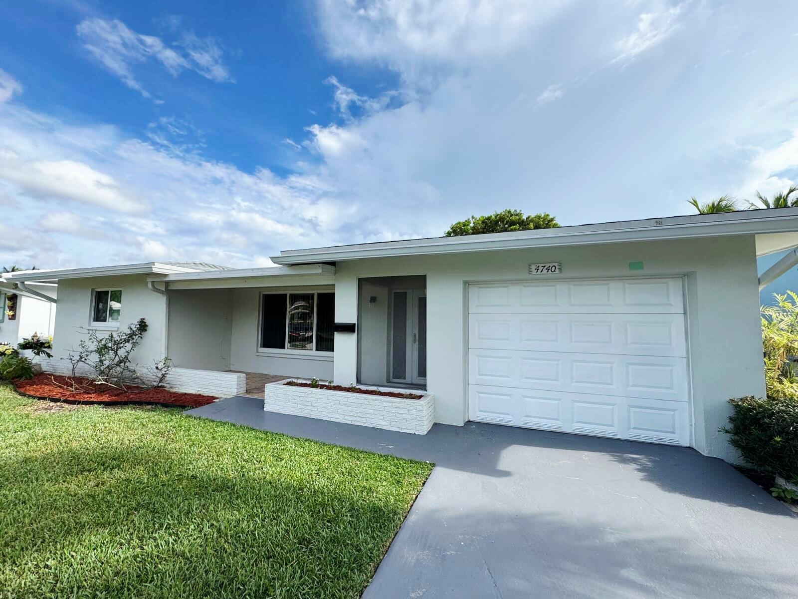 4740 NW 49TH Court
