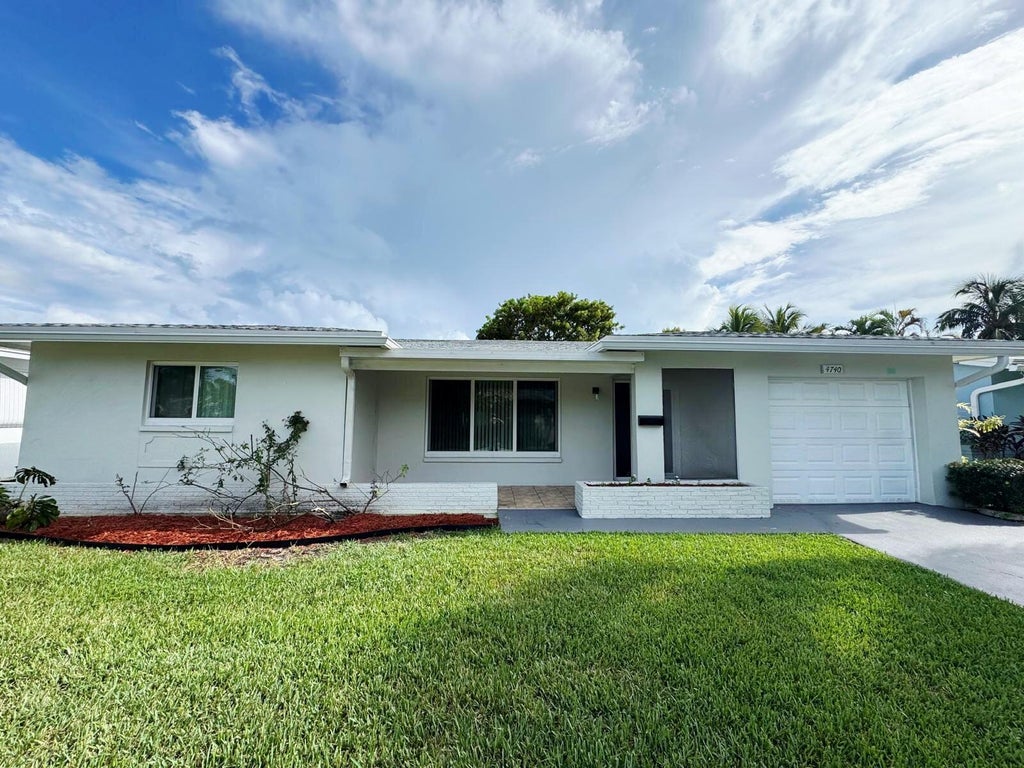 Photo of 4740 NW 49TH Court, Tamarac, FL 33319 (MLS # B26071701)