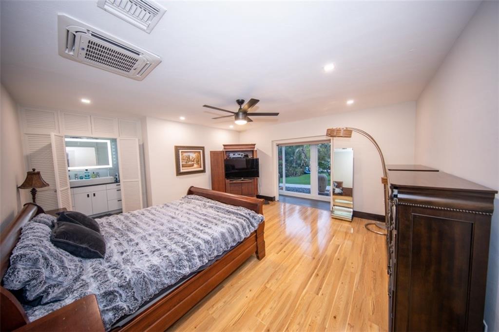 Lauderdale Isles Reamen - Residential
