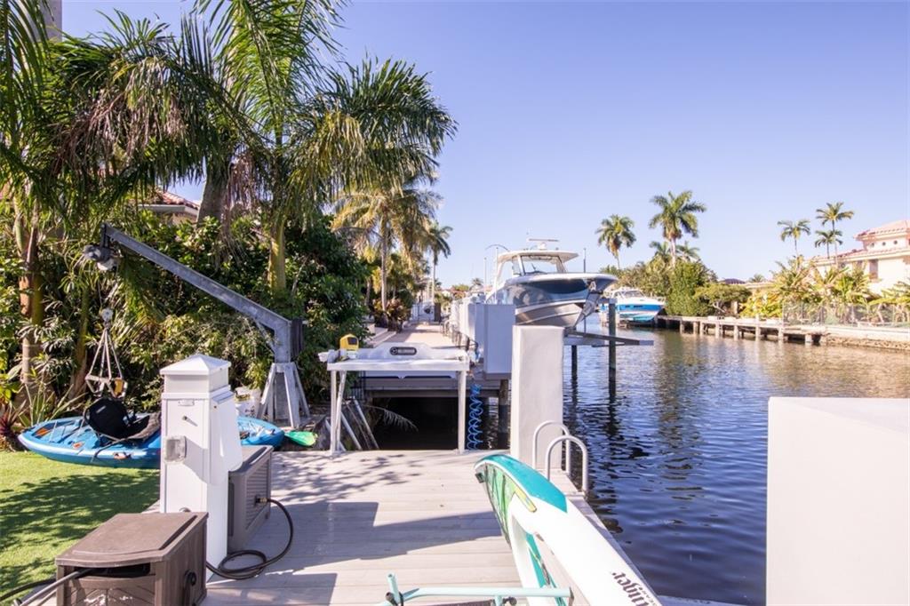 Lauderdale Isles Reamen - Residential