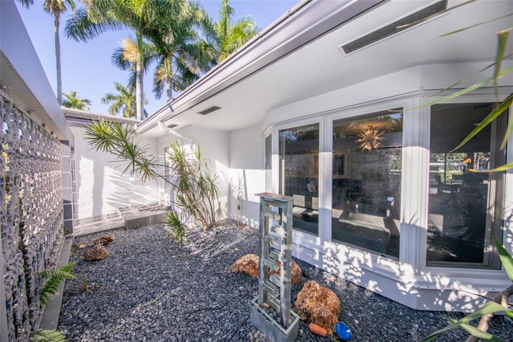 Lauderdale Isles Reamen - Residential