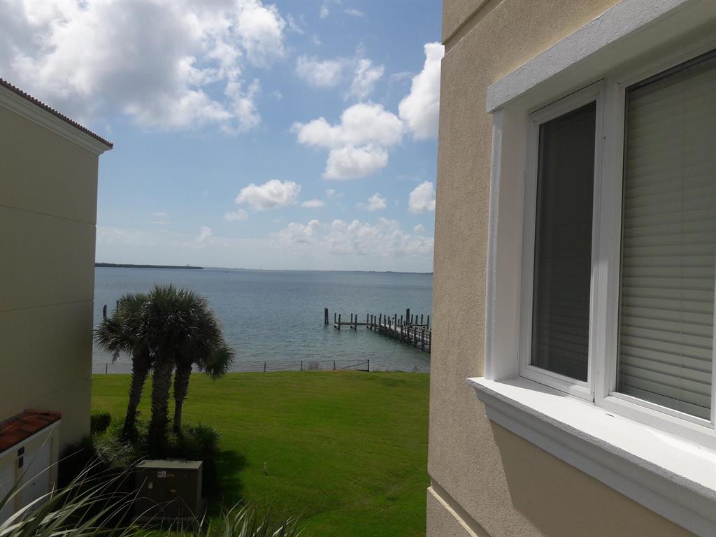 HARBOUR ISLE AT HUTCHINSON ISLAND WEST, A CONDOMIN - Residential