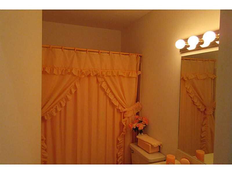 Townhomes of Orange Drive - Residential