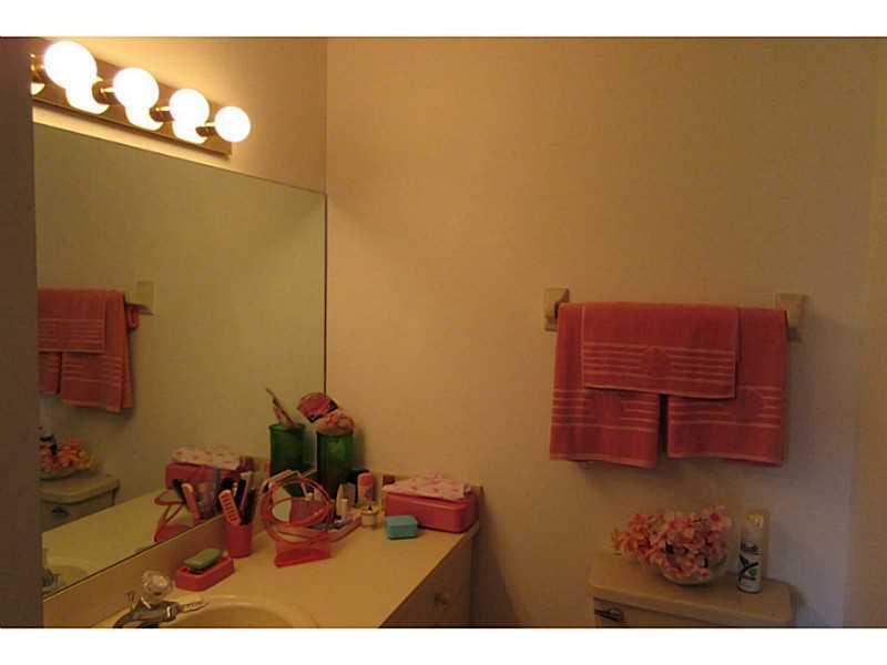 Townhomes of Orange Drive - Residential