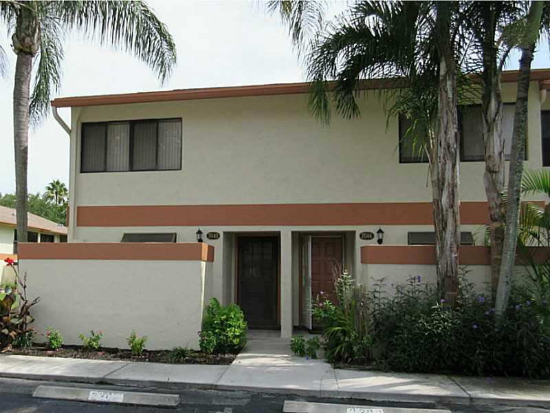 Townhomes of Orange Drive - Residential