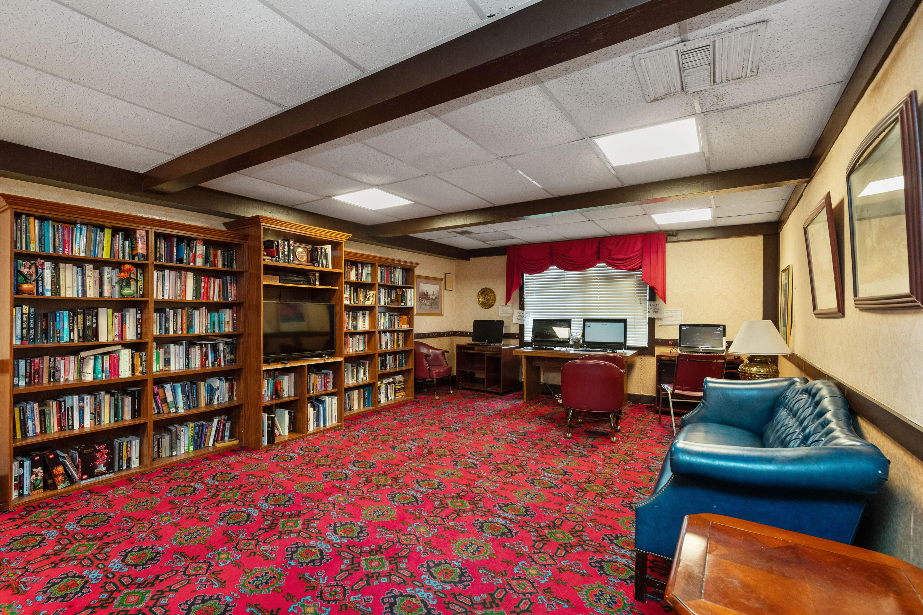 INTERNATIONAL VILLAGE - Residential