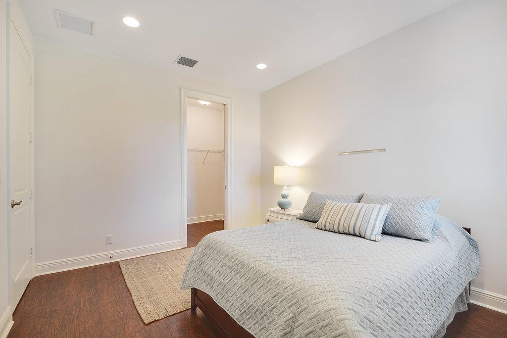 OCEAN BREEZE TOWNHOMES AT - Residential Lease