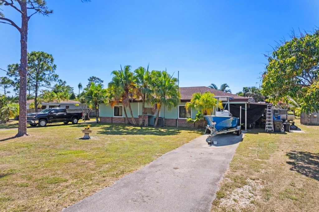 Photo of 4257 Gulfstream Road, Lake Worth, FL 33461 (MLS # R11083343)