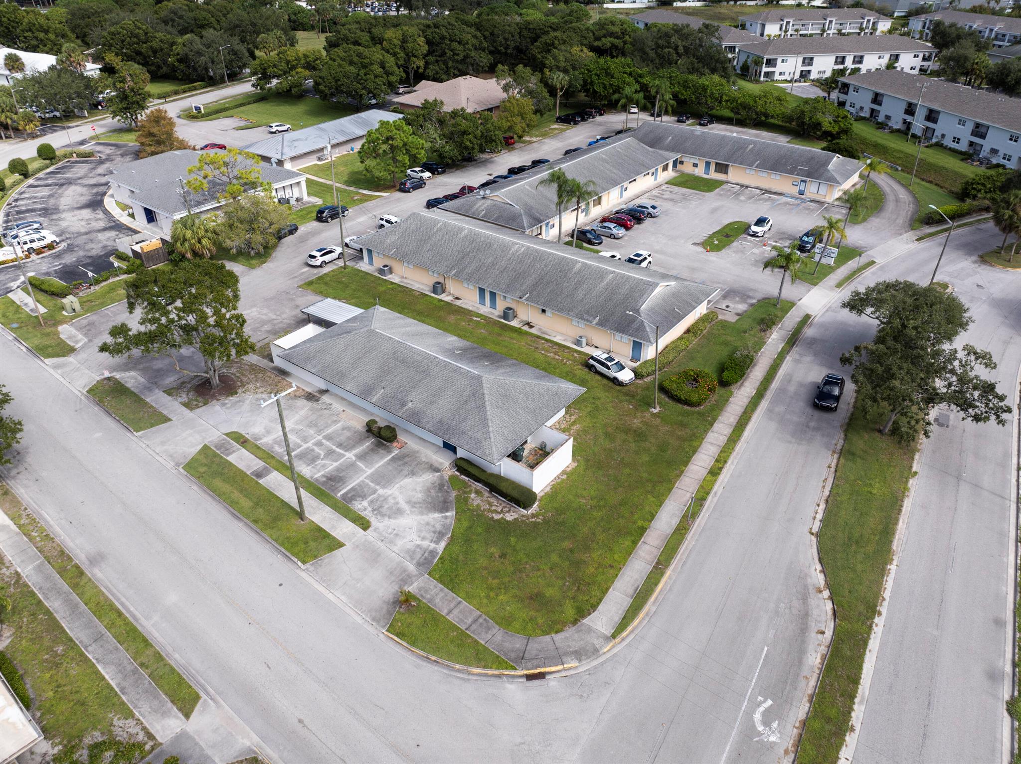LAWNWOOD PHYSICIANS CENTE - Commercial Sale