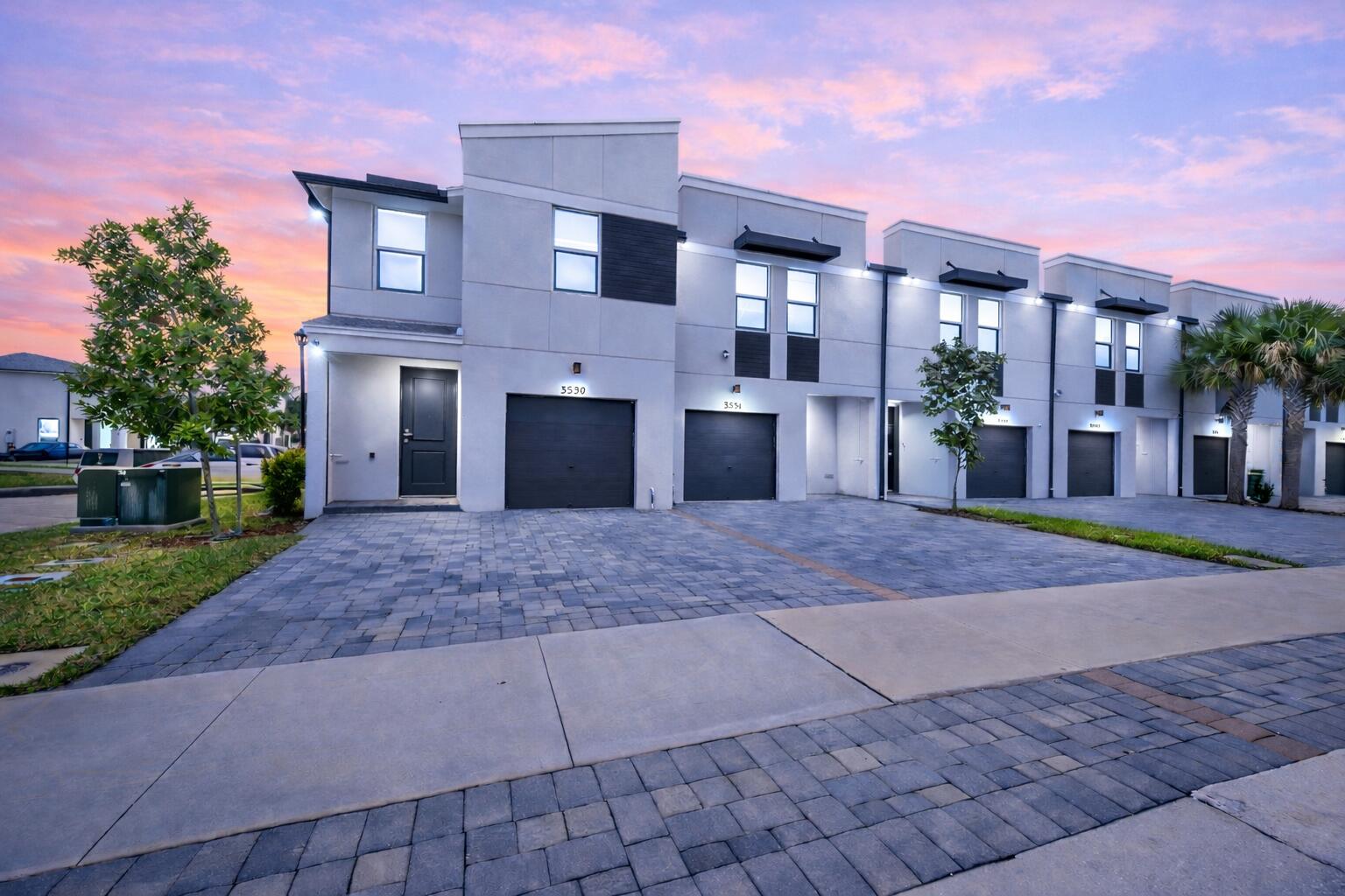 FONTANA TOWNHOMES - Residential Lease