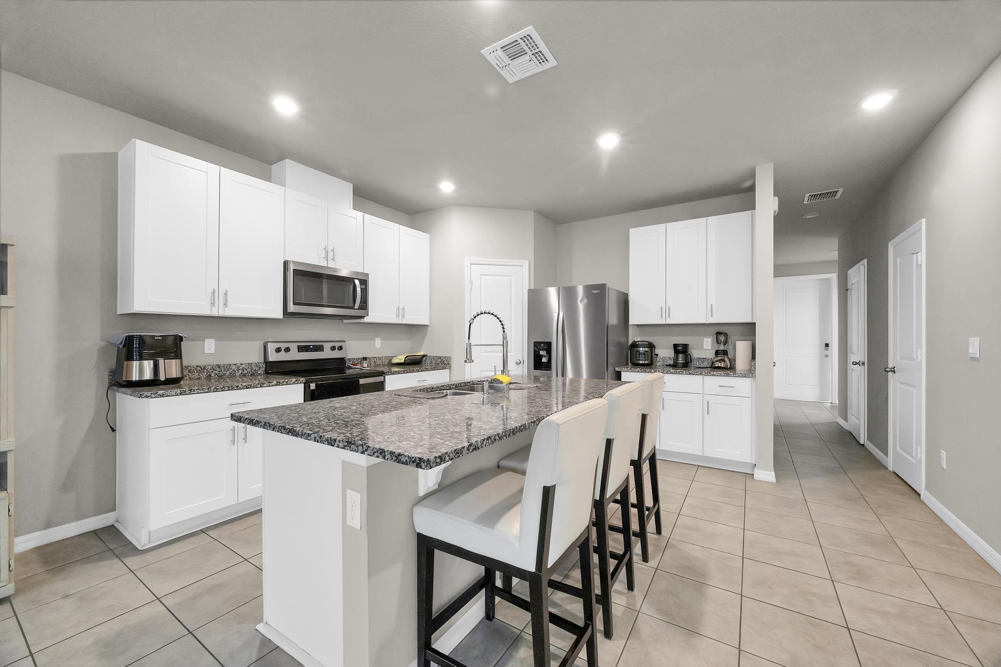 FONTANA TOWNHOMES - Residential Lease