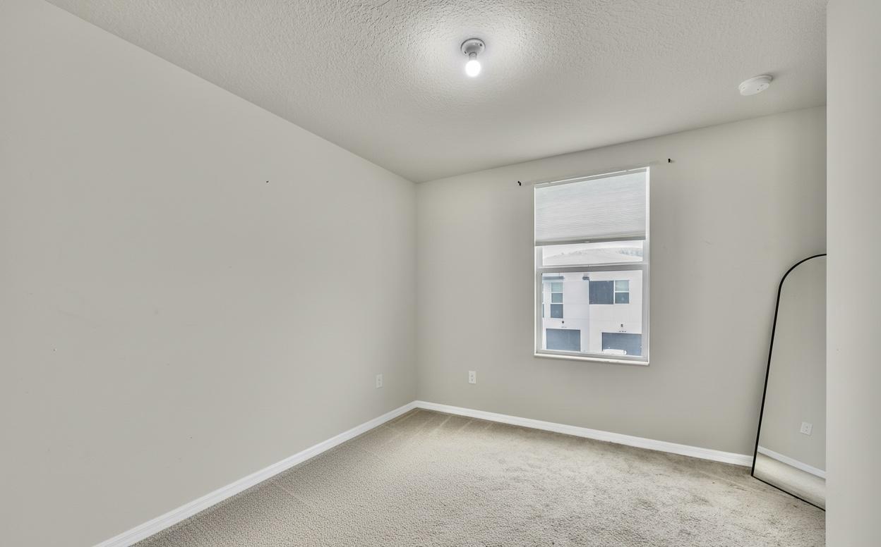 FONTANA TOWNHOMES - Residential Lease