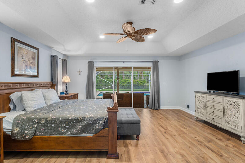 GREENVIEW SHORES 2 OF WELLINGTON - Residential