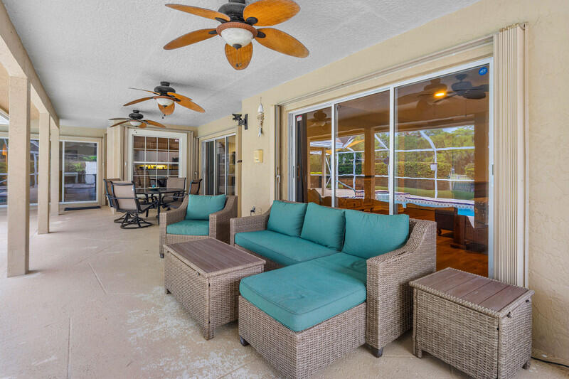 GREENVIEW SHORES 2 OF WELLINGTON - Residential