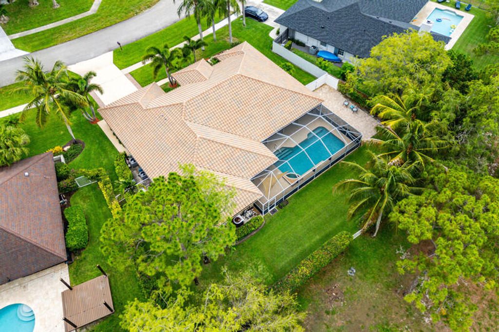 Photo of 13546 Staimford Drive, Wellington, FL 33414 (MLS # B26034490)