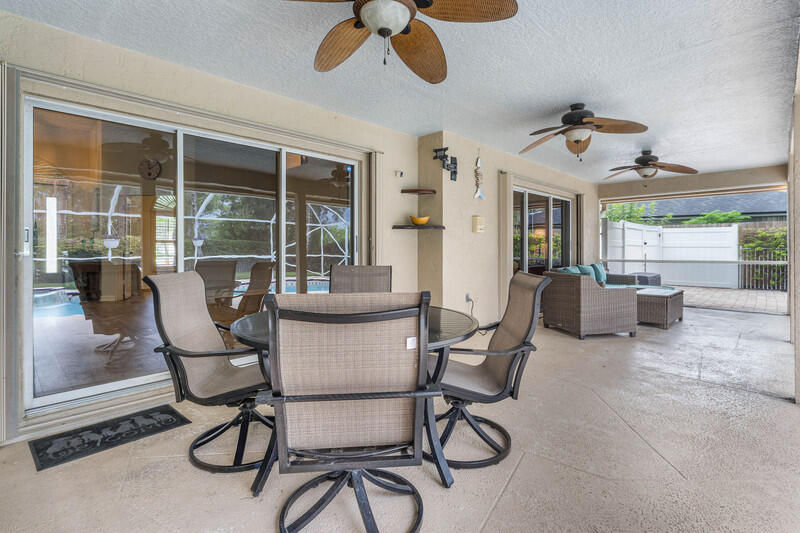 GREENVIEW SHORES 2 OF WELLINGTON - Residential