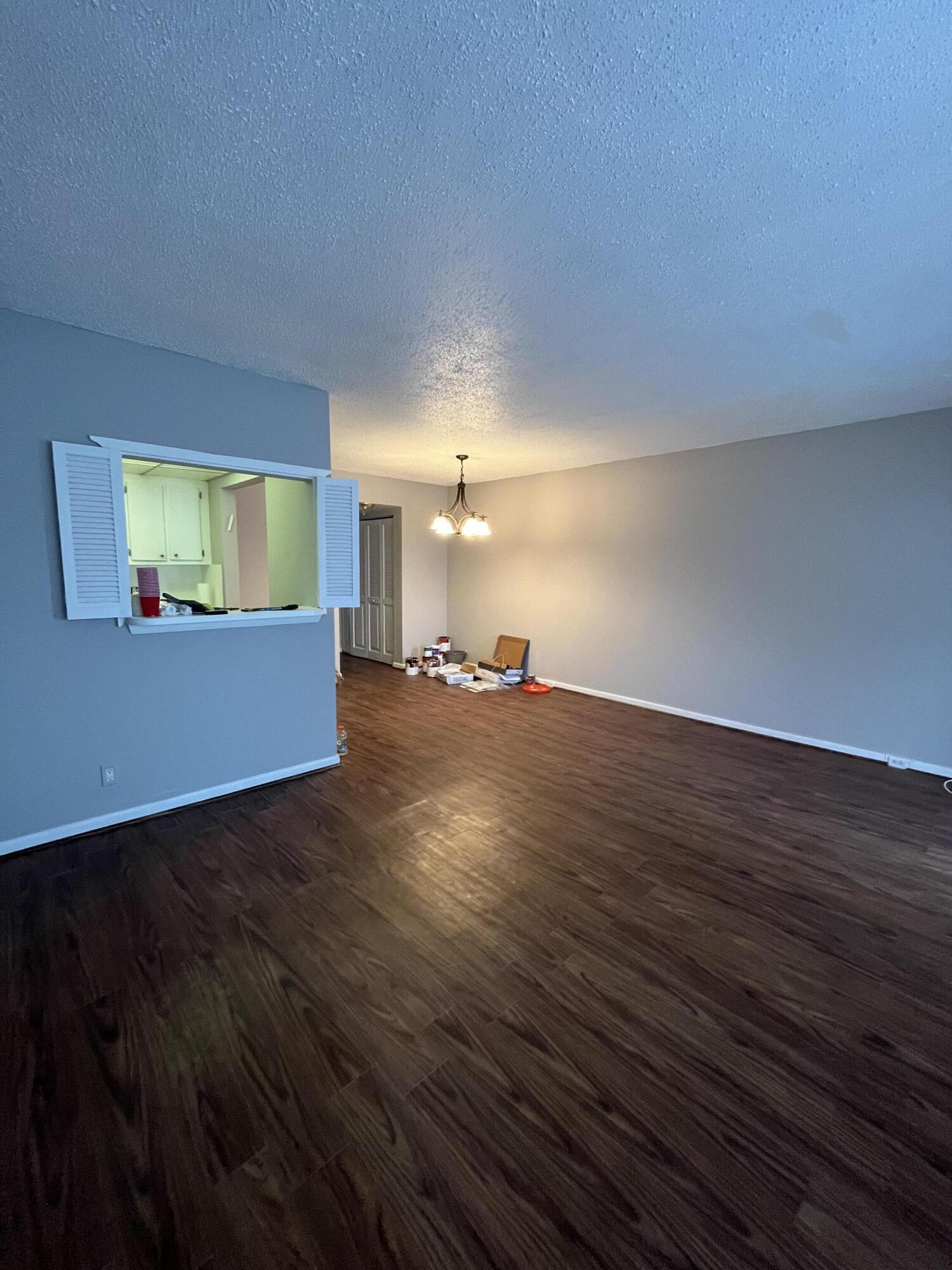View photos, virtual tours, details... 119 E Westbury E 119