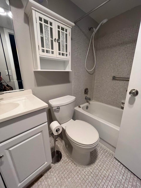 Tiny photo for 119 E Westbury E #119, Deerfield Beach, FL 33442 (MLS # B26034275)