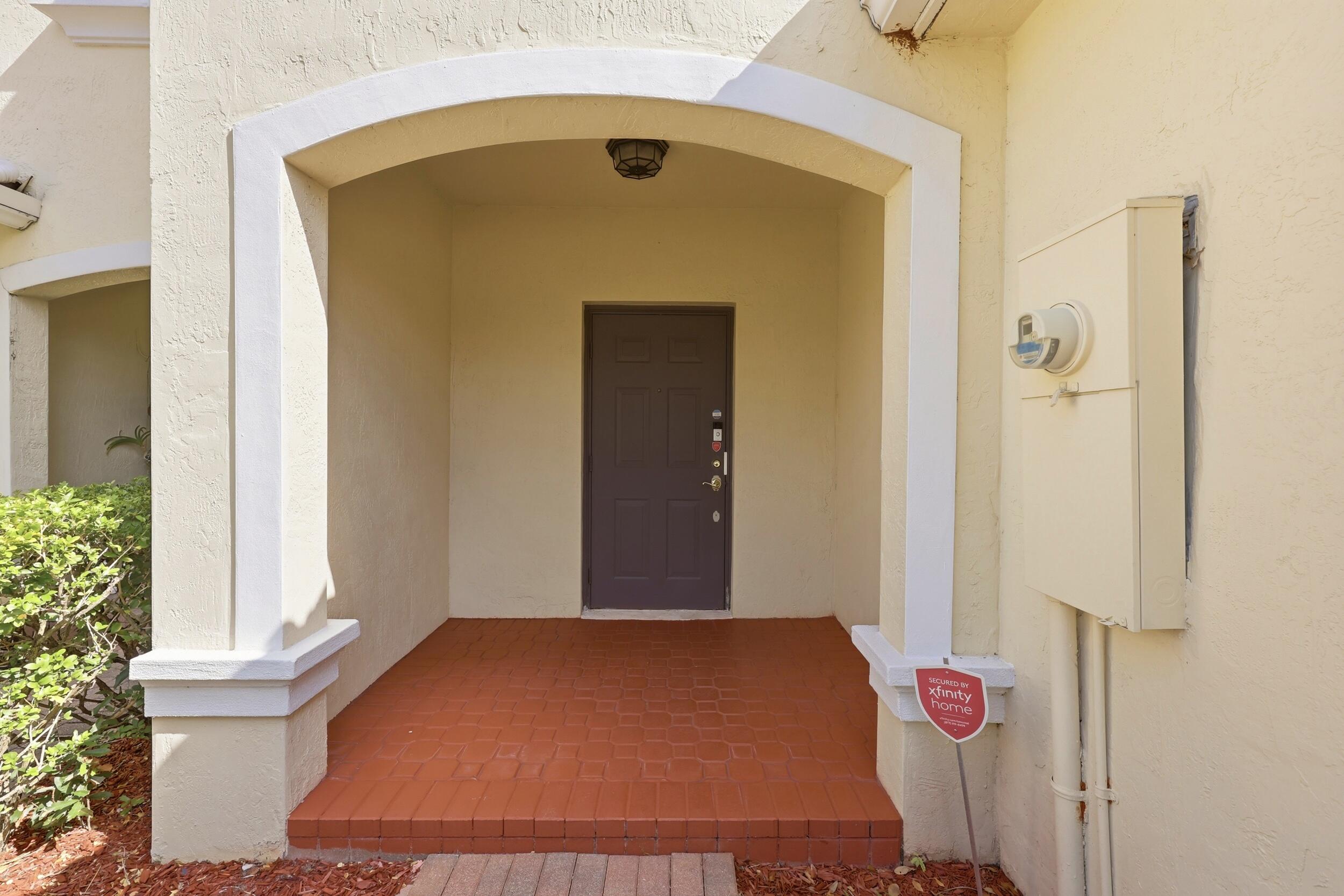 13352 Georgian Court