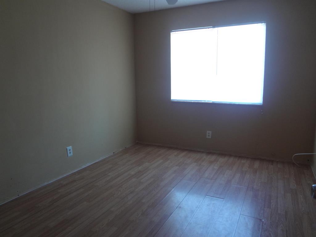 FOREST GLEN - Residential Income