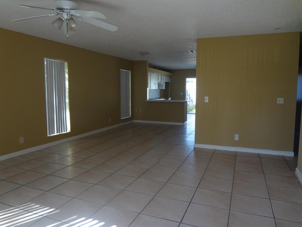 FOREST GLEN - Residential Income