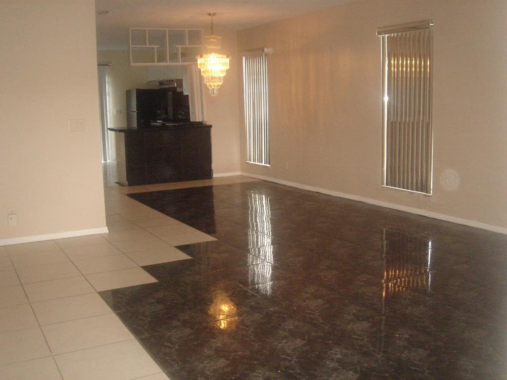 FOREST GLEN - Residential Income