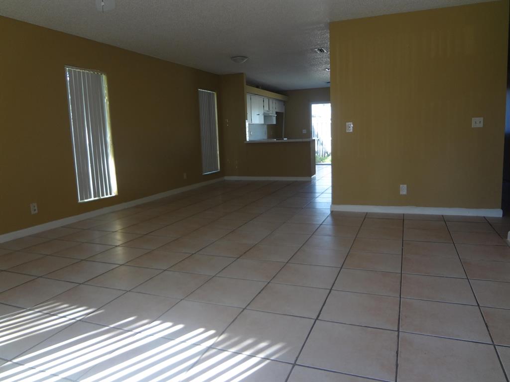 FOREST GLEN - Residential Income