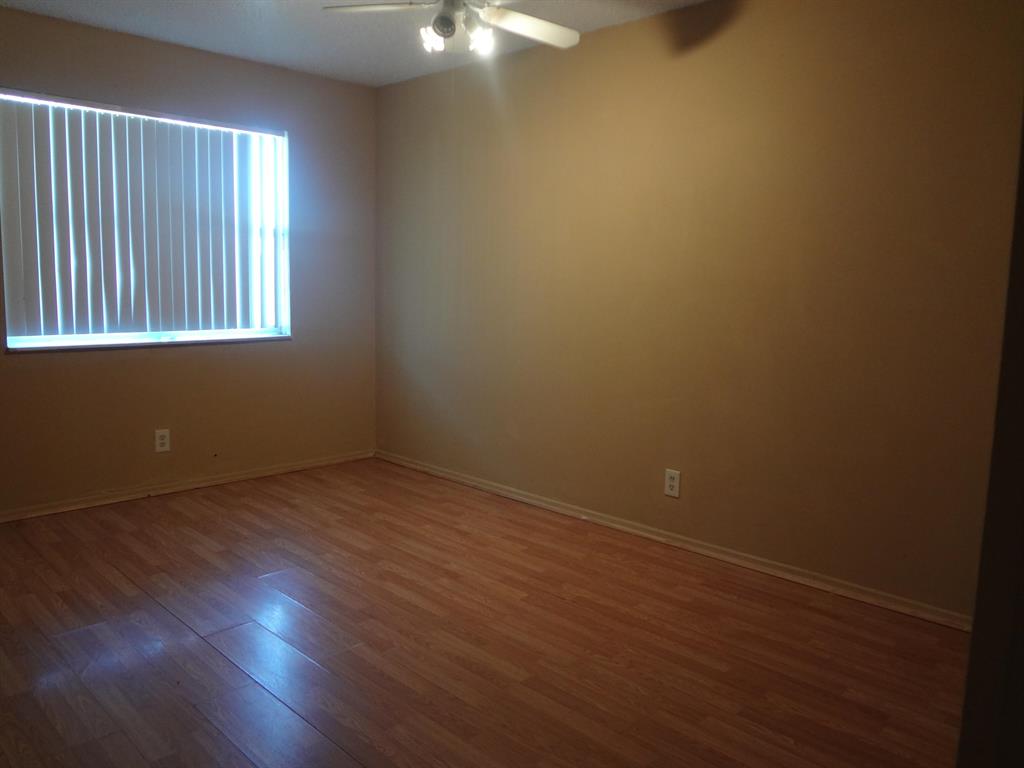 FOREST GLEN - Residential Income