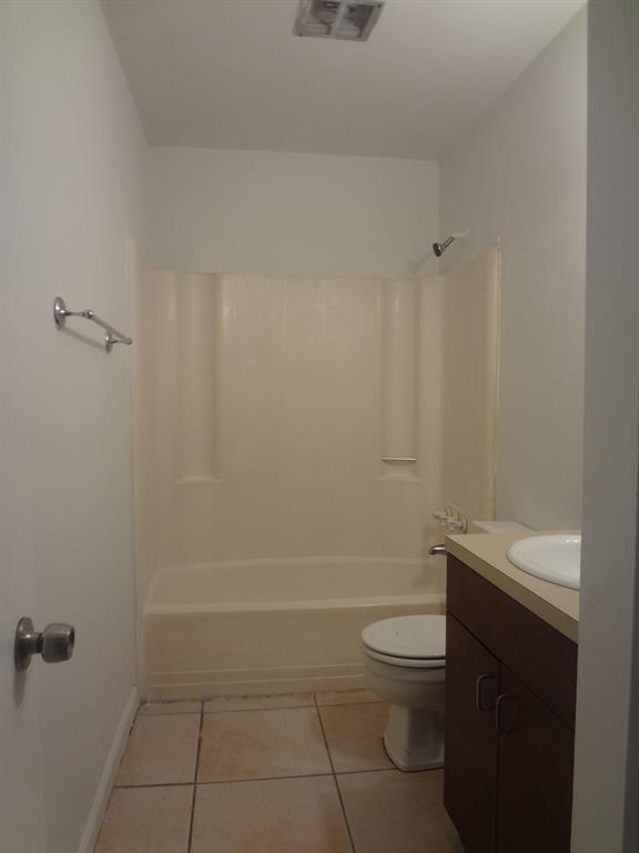 FOREST GLEN - Residential Income