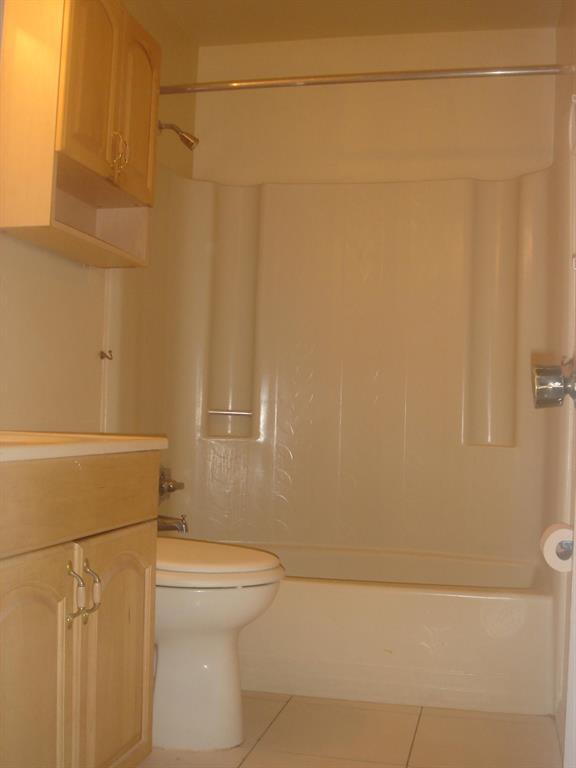 FOREST GLEN - Residential Income