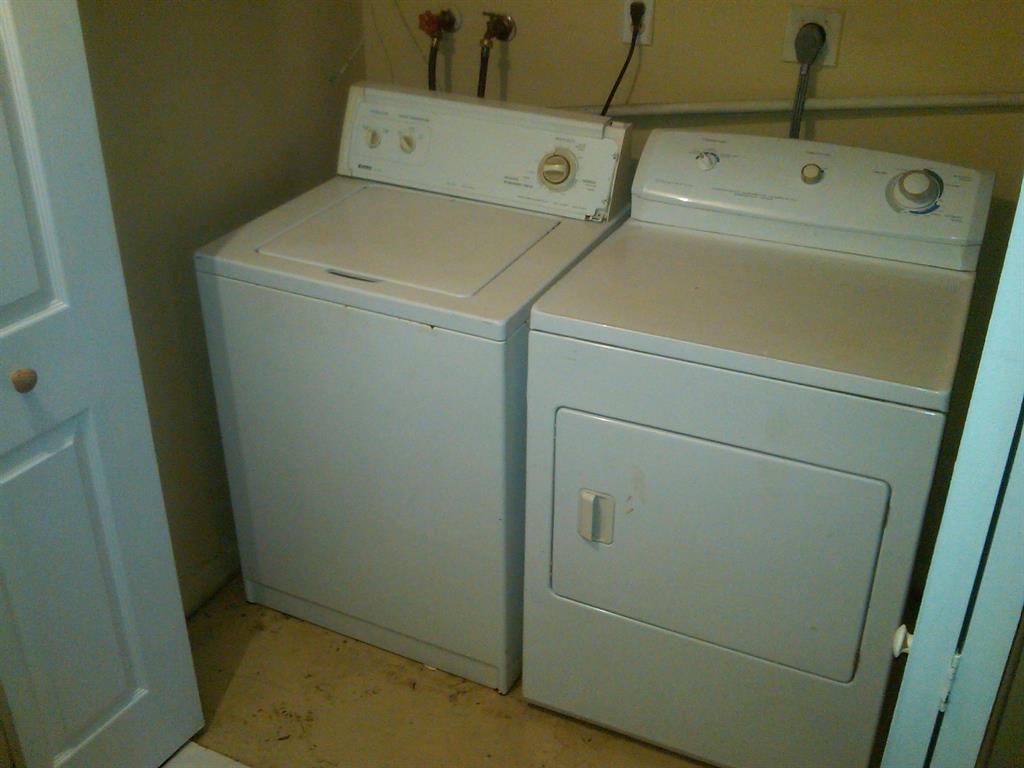 FOREST GLEN - Residential Income