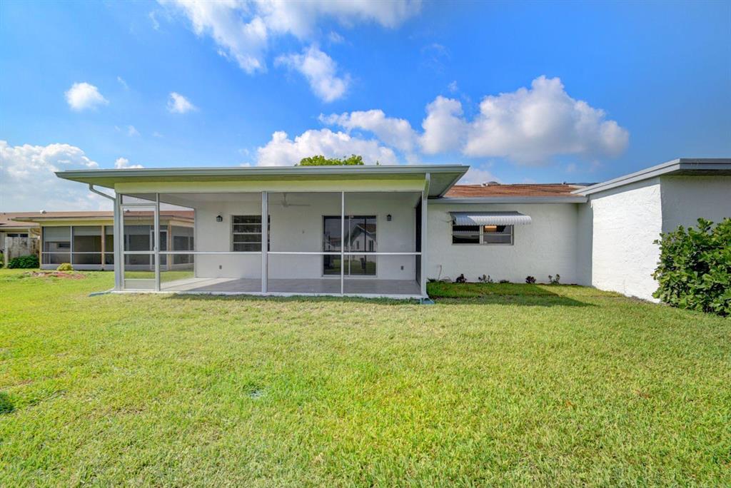 DELRAY VILLAS 2 - Residential