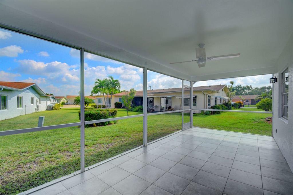 DELRAY VILLAS 2 - Residential