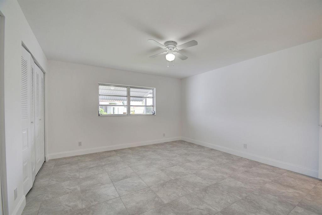 DELRAY VILLAS 2 - Residential