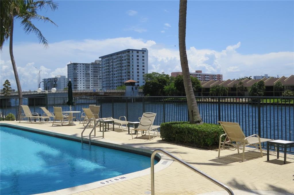 THE POINTE - Residential