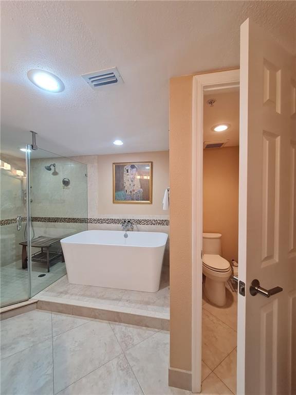 THE POINTE - Residential