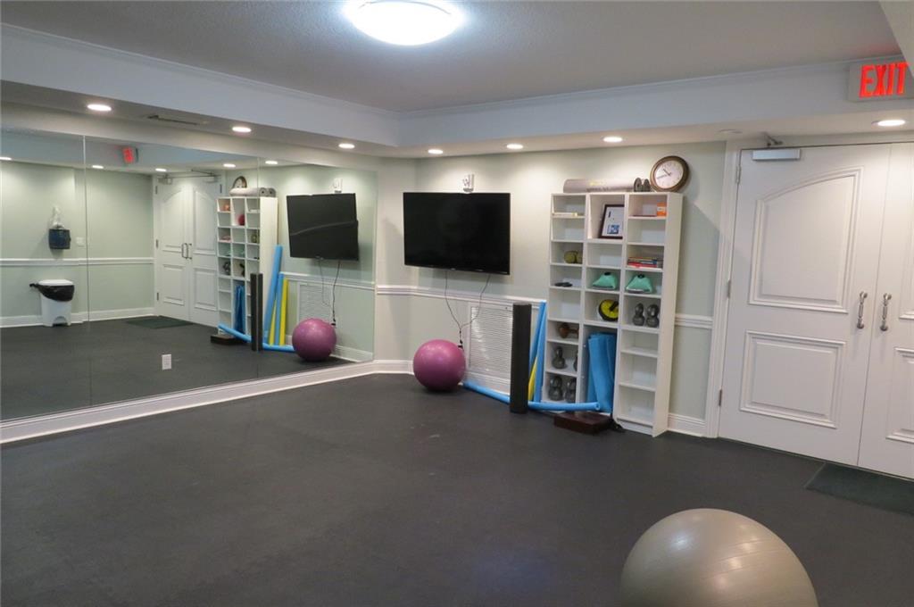 THE POINTE - Residential