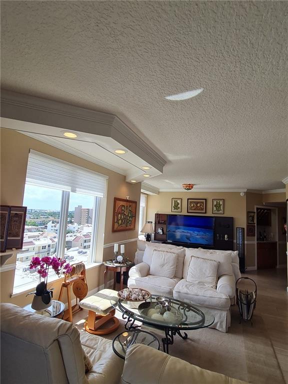 THE POINTE - Residential