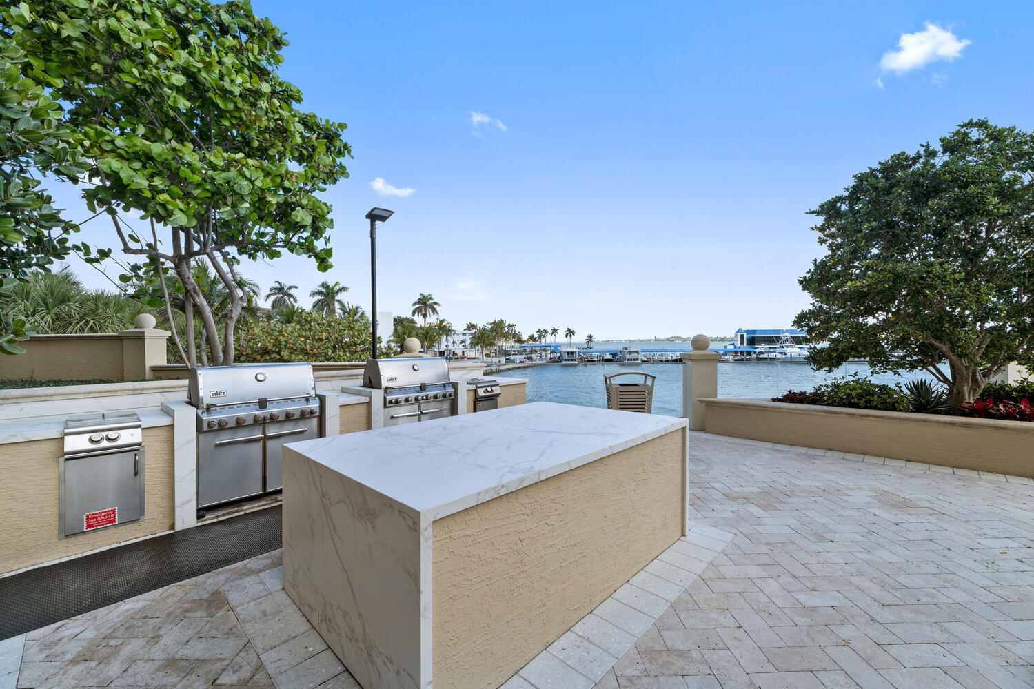 ONE WATERMARK PLACE OF THE PALM BEACHES - Residential