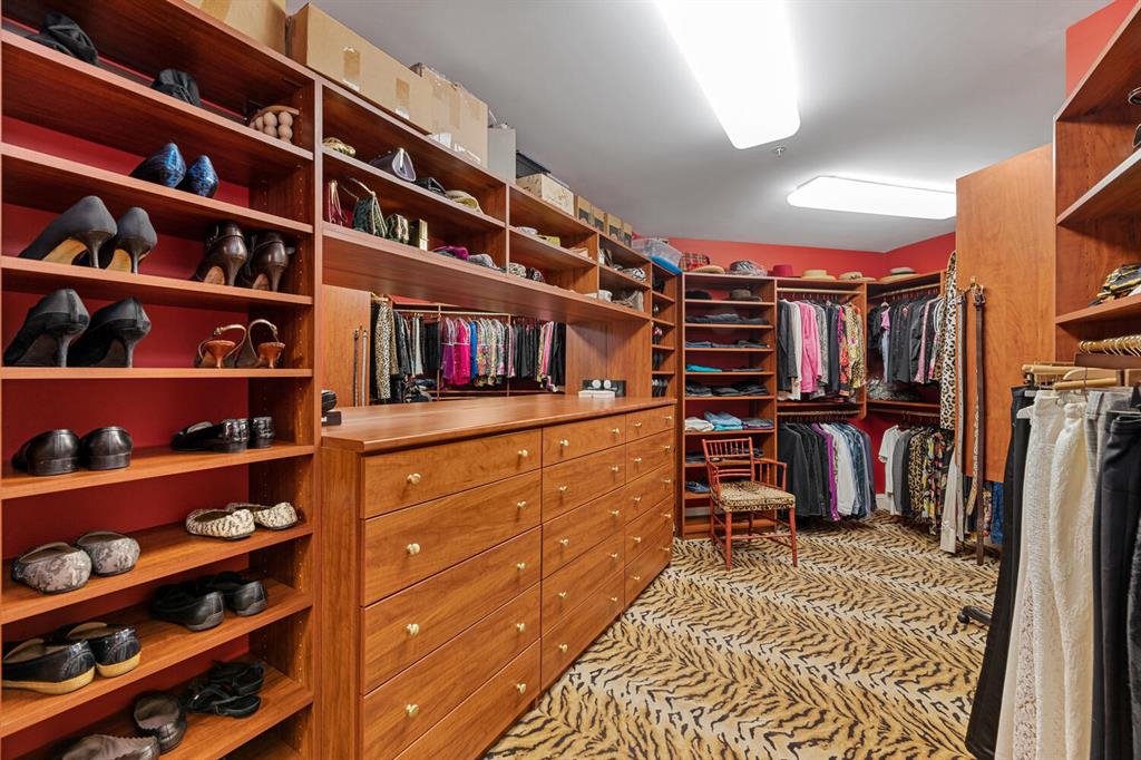 ONE WATERMARK PLACE OF TH - Residential