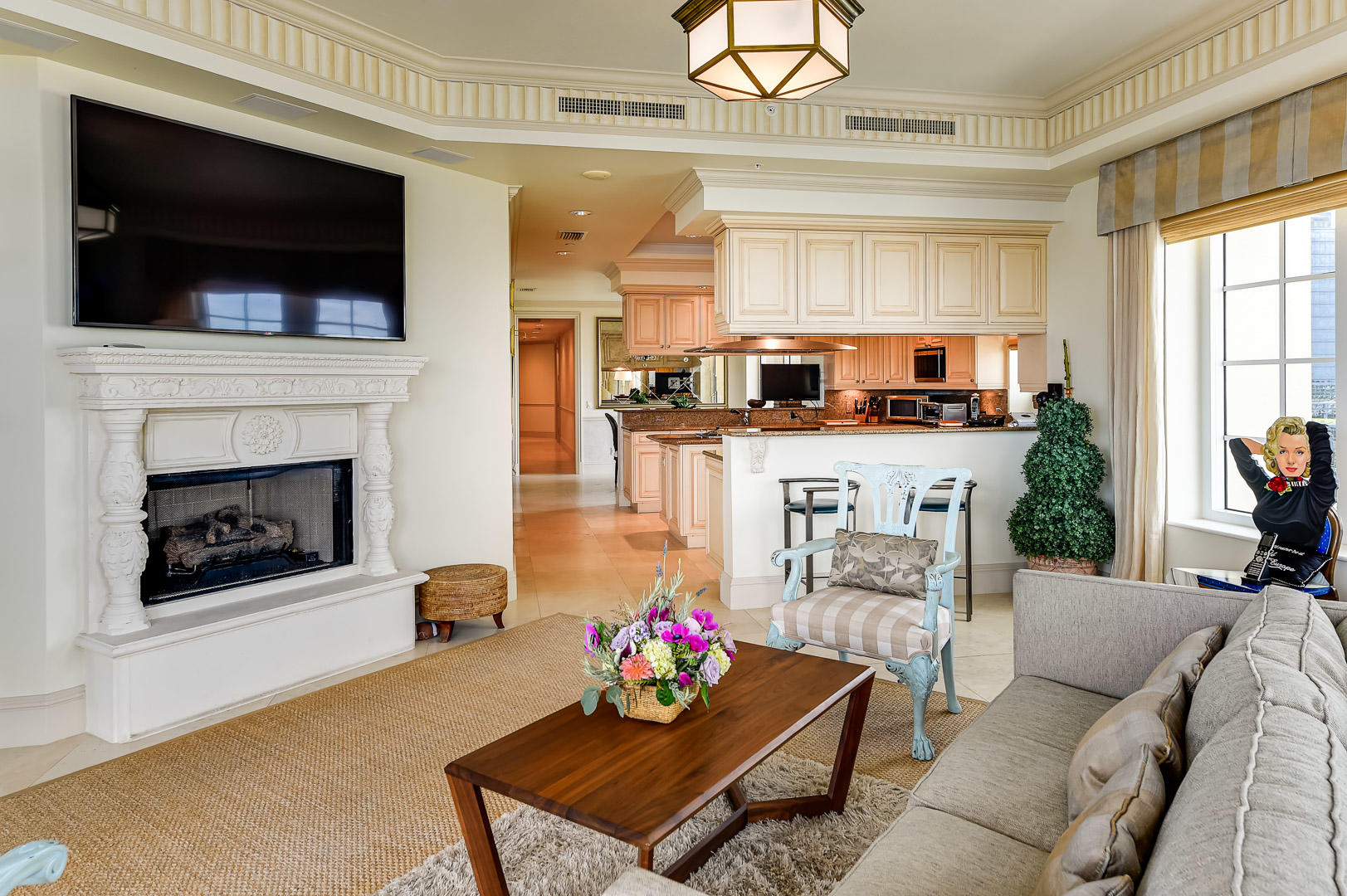 ONE WATERMARK PLACE OF THE PALM BEACHES - Residential