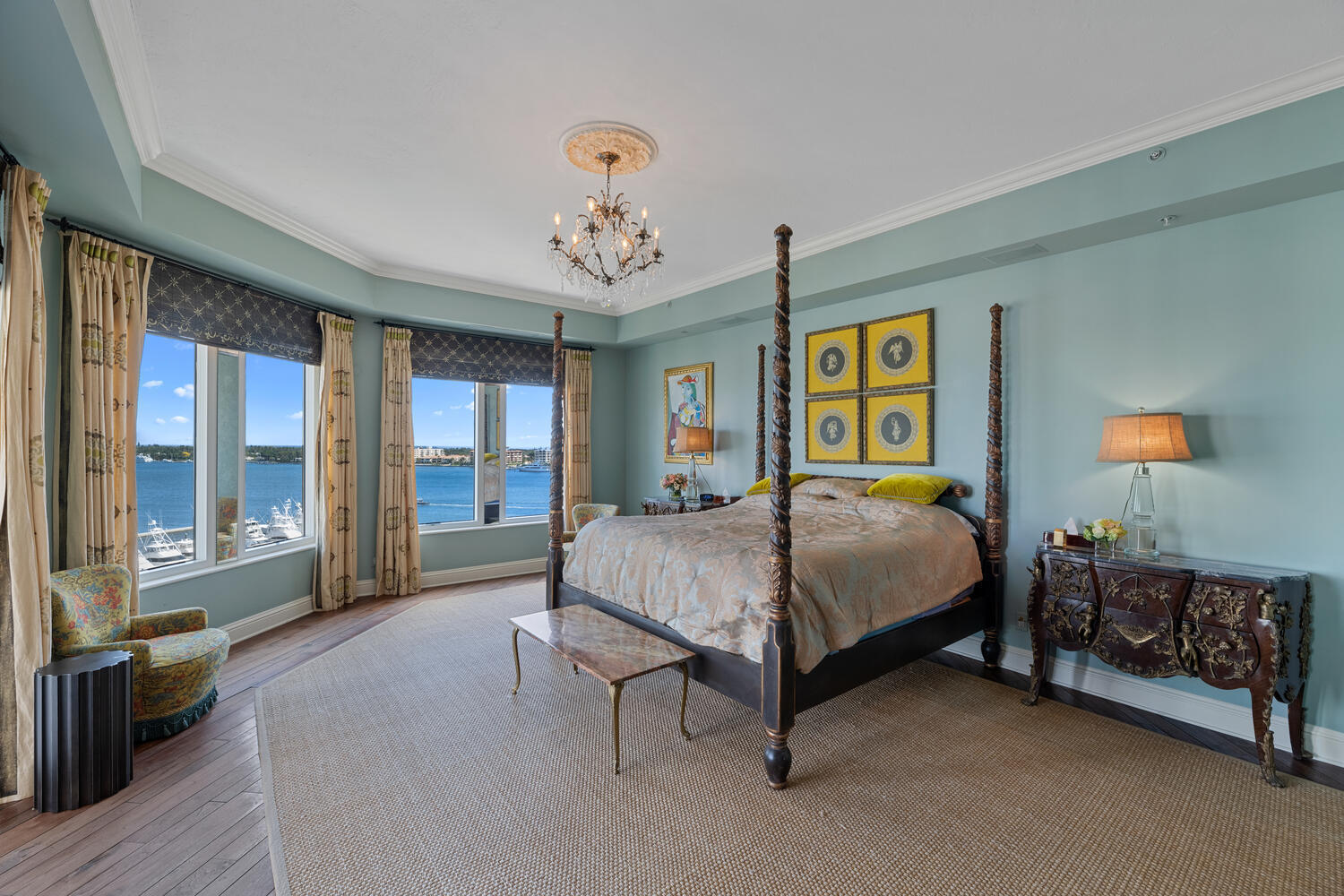 ONE WATERMARK PLACE OF THE PALM BEACHES - Residential