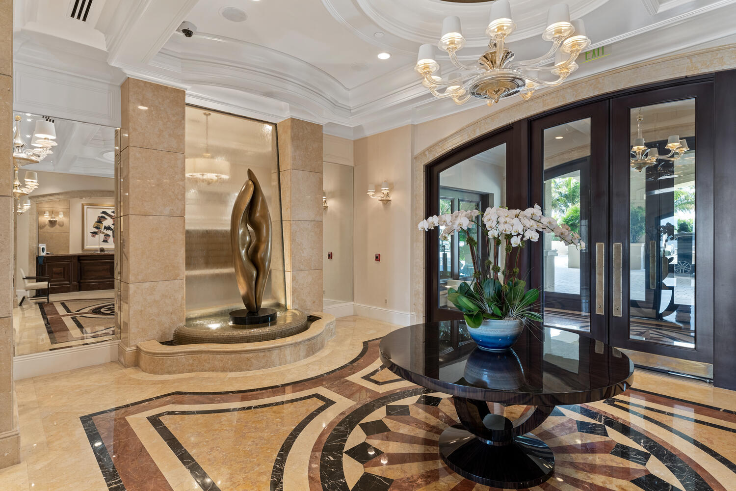 ONE WATERMARK PLACE OF THE PALM BEACHES - Residential