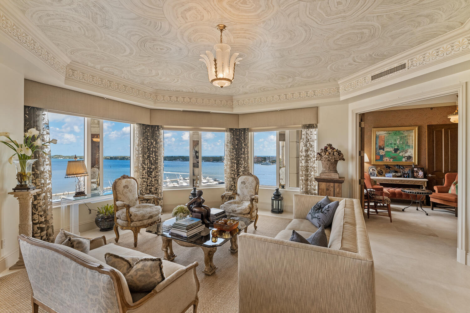 ONE WATERMARK PLACE OF THE PALM BEACHES - Residential