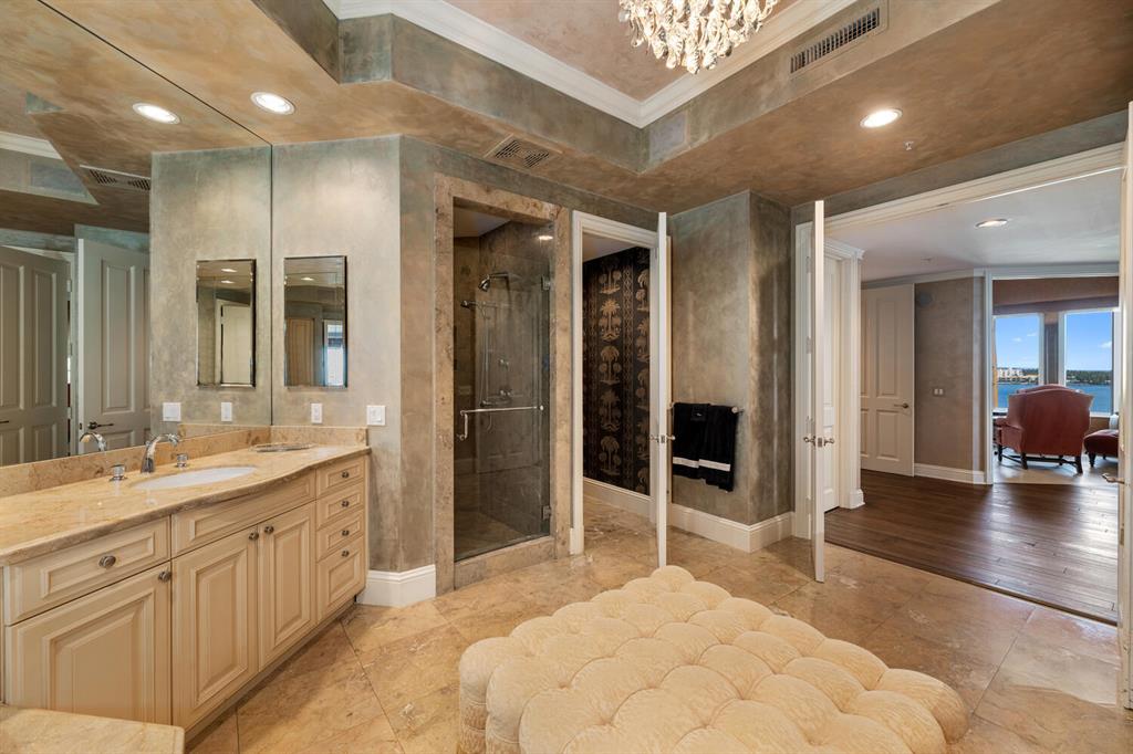 ONE WATERMARK PLACE OF TH - Residential