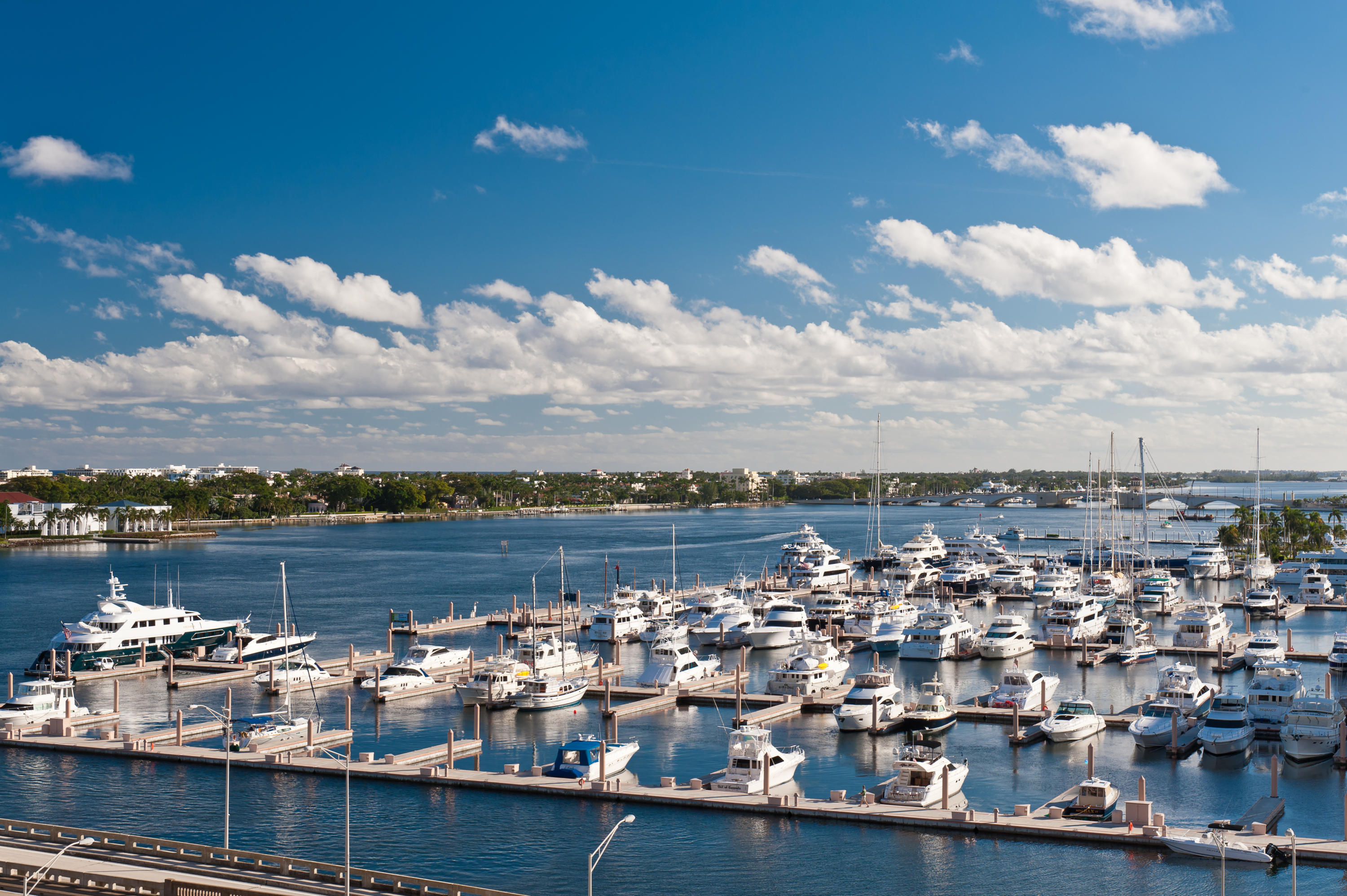 ONE WATERMARK PLACE OF THE PALM BEACHES - Residential