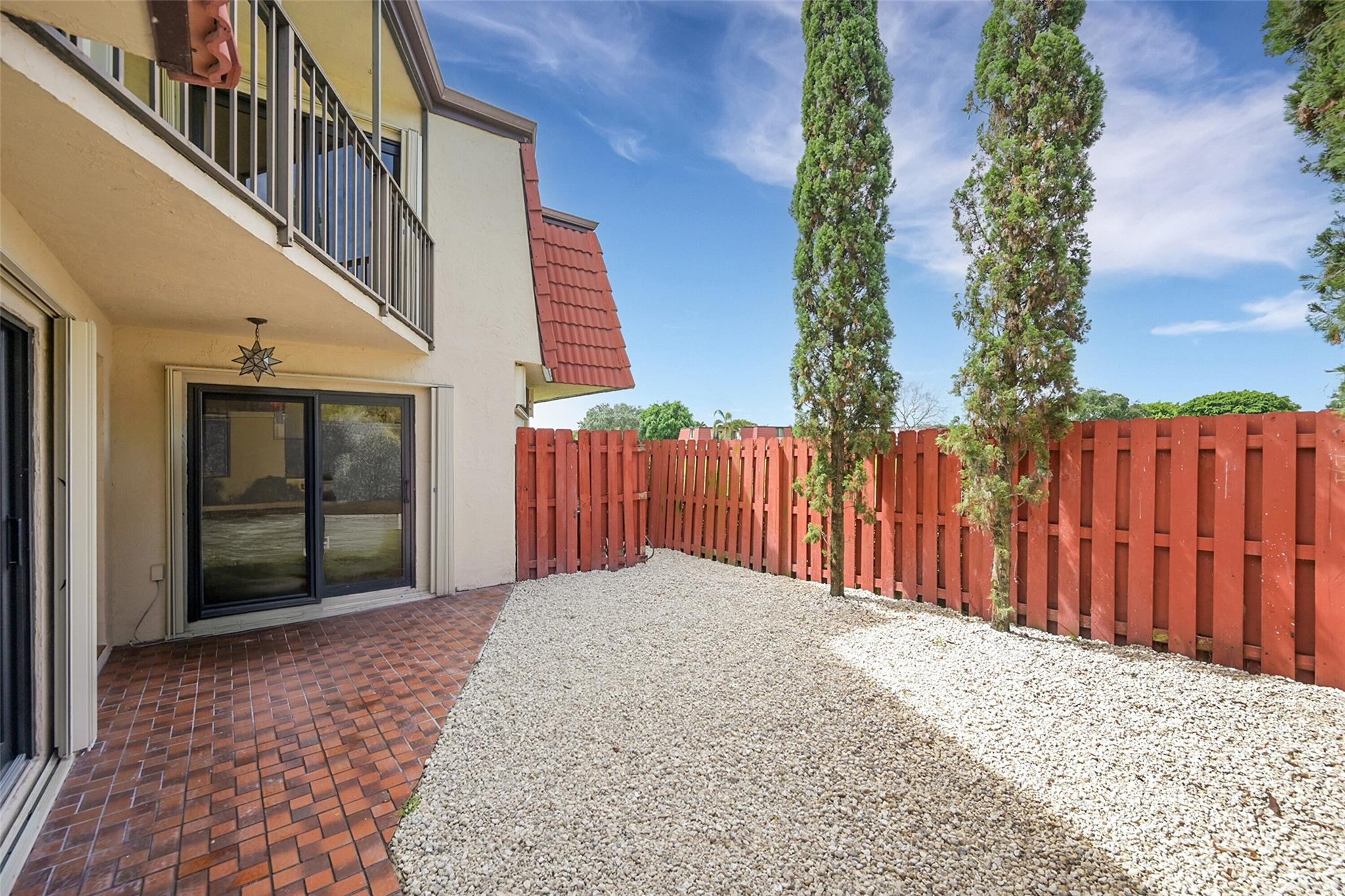 3825 Victoria Drive